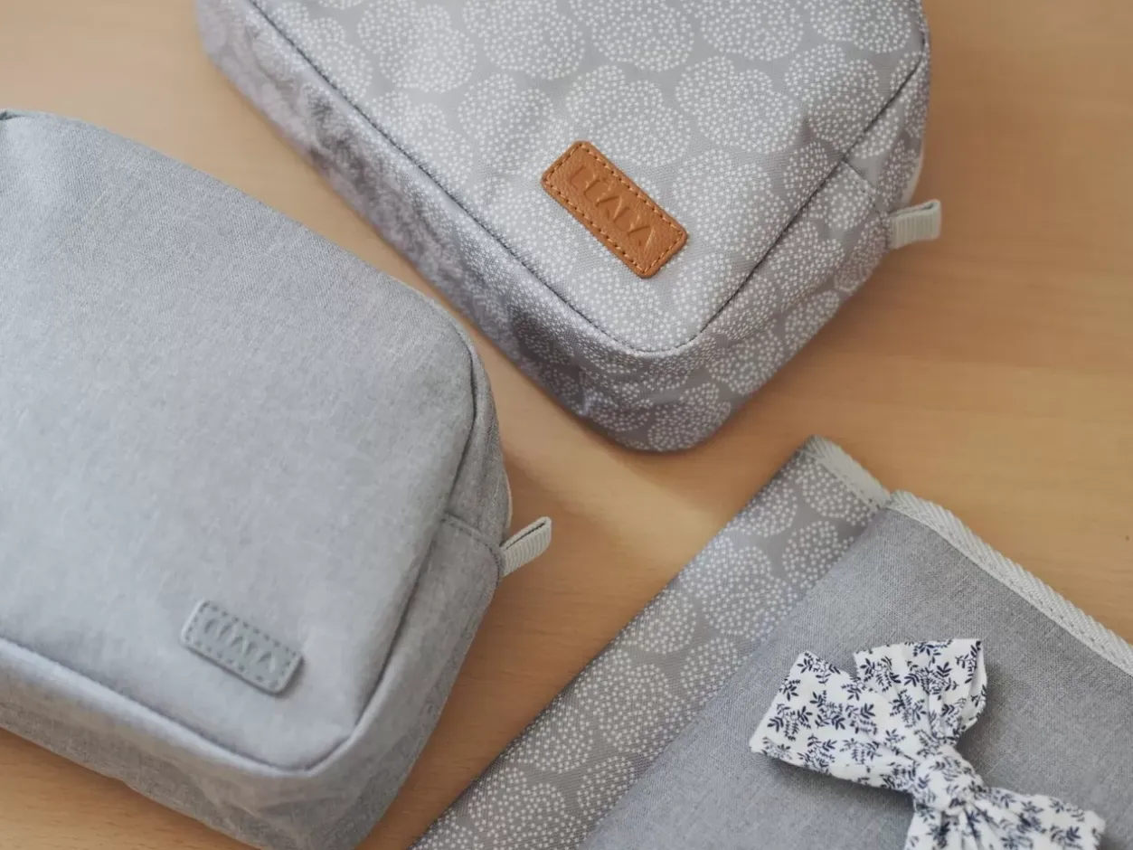 Clearance Protege Carnet De Sante Heather Grey Accessoires De Toilette